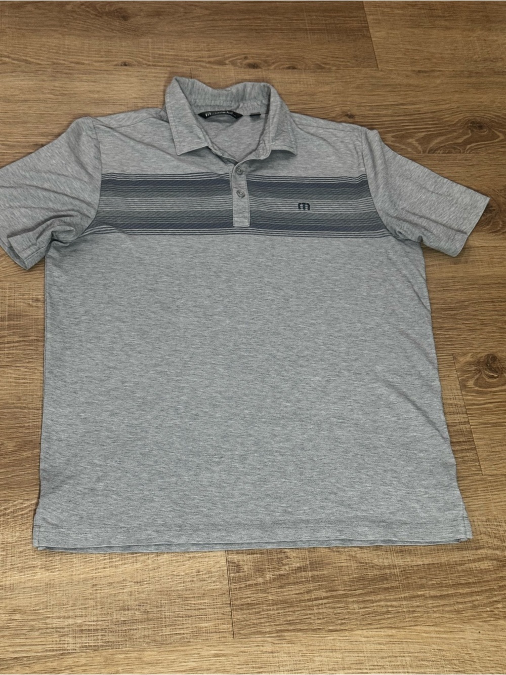 TravisMathew Gray Striped Performance Polo Shirt Men’s Large Golf Casual